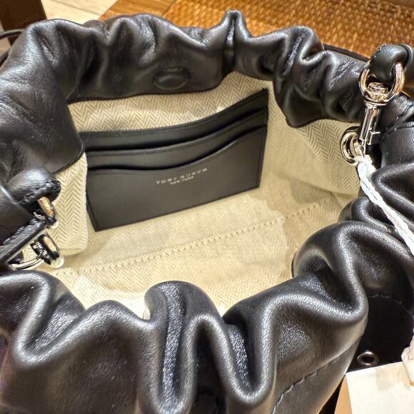 Tory Burch Willa E/W Drawstring Bag 175932 Black $550 - Picture 7 of 9